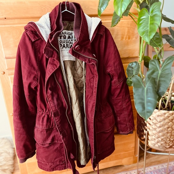 **REDUCED PRICE/DAMAGED!! Garage Tran-Seasonal Parka ✨ - Picture 4 of 7